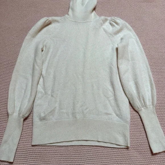 Ralph Lauren Cream cashmere Turtleneck Sweater with Puffed Sleeves - Picture 2 of 2